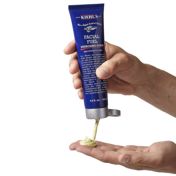 kiehls men face scrub facial fuel energizing scrub 150ml 000 3605971429347 applicationusage